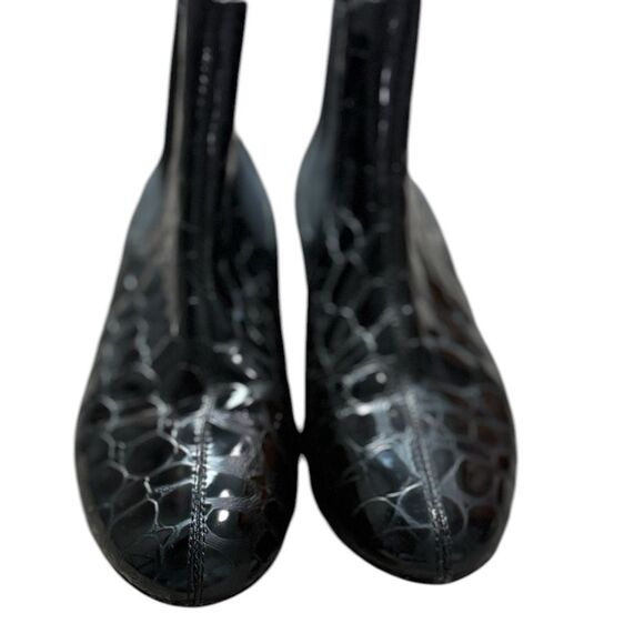 Donald Pliner Black Patent Leather Ankle Boots - Picture 2 of 5